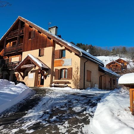 Auberge La Maison De Catherine Puy-Saint-Pierre Exterior foto